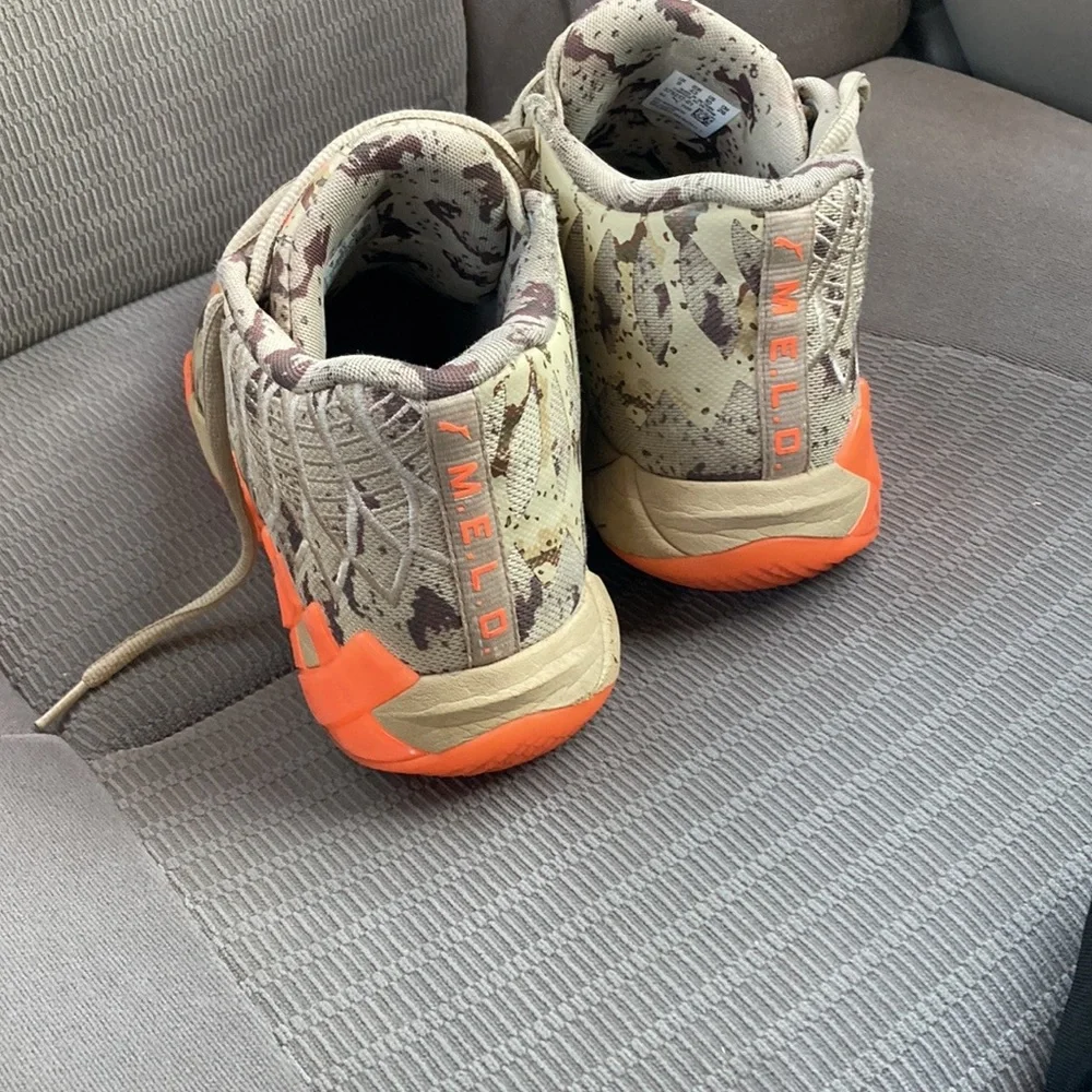 Orange and camouflage melos. 10.5 - Picture 3 of 6
